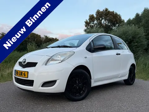 Toyota Yaris 1.0 VVTi Black & White Edition | 14" Velgen | Origineel Nederlands | 5 Zits | Elektrisc