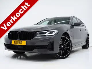 BMW 5 Serie Touring 530e xDrive | Panoramadak | Harman/Kardon | HUD | Camera | Leder | Keyless | Ada