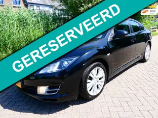 Mazda 6 1.8 Touring 120pk 5-deurs Nw. Model Clima Cruise Trekhaak 1300kg.