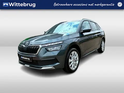 Škoda Kamiq 1.0 TSI Ambition / APP.Connect / PANODAK / 17"LMV
