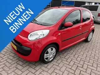 Citroen C1 1.0-12V Ambiance Nette auto, aantoonbaar goed onderhouden, 5 deuren, Ferrari rode kleur. 