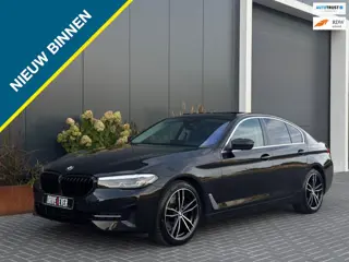 BMW 5-serie 520i High Executive| Pano | Leder | Cruise