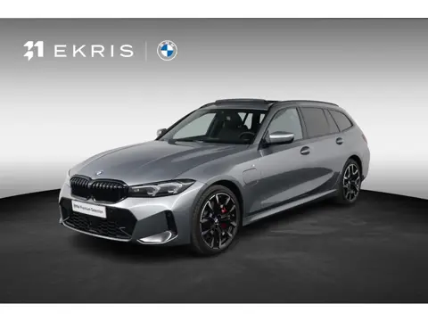BMW 3-serie Touring 330e | SOH 100% | M-Sportpakket | Panoramadak | M-Pro | Getint Glas | HiFi Sound