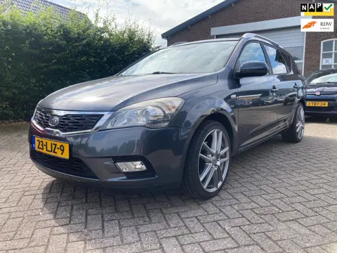Kia Cee'd 1.4 CVVT X-ecutive Bj 2010, Airco, inruil is mogeijk