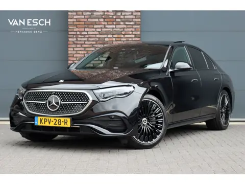 Mercedes-Benz E-Klasse 400 e 4MATIC AMG Line | Luchtvering | Achterasbesturing | Hyperscreen | Distr