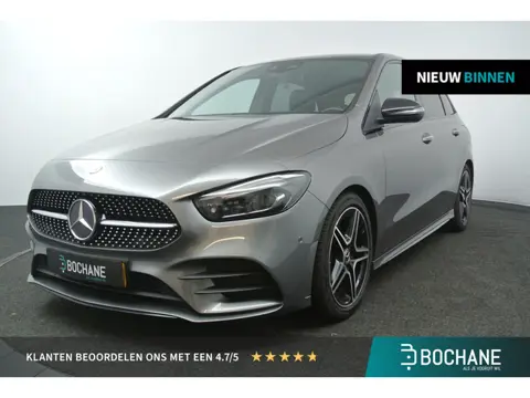 Mercedes-Benz B-klasse 200 AMG Line | Panoramadak | Sfeerverlichting | Memory Seats |