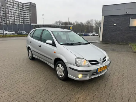 Nissan Almera Tino 1.8 Tekna. AUTOMAAT