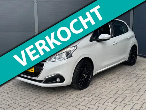 Peugeot 208 1.2 PureTech / Navi / Nap / Nw riem