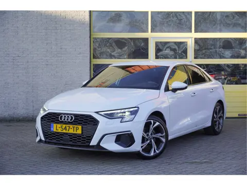 Audi A3 Limousine 30 TFSI Automaat! Advanced Edition BJ2021 Lmv 18" | Led V+A | Pdc | Navi | Dynamis