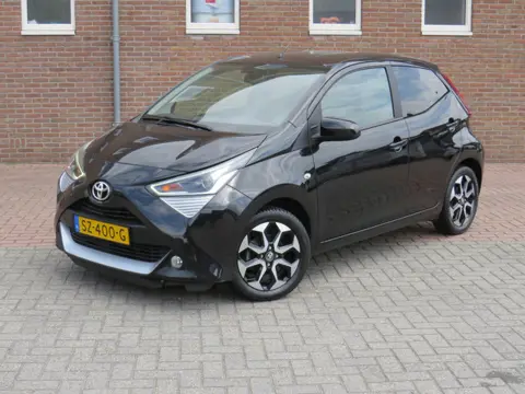Toyota Aygo 1.0 VVT-i x-clusiv * Rijklaarprijs incl. garantie * Airco * Camera * Lichtmetalen velgen