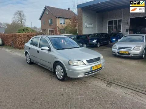 Opel Astra 1.6-16V Pearl AUTOMAAT