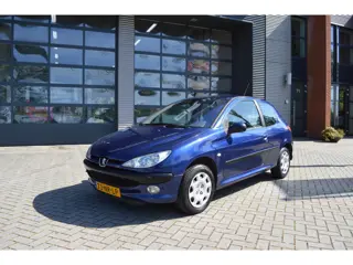 Peugeot 206 1.4-16V Gentry