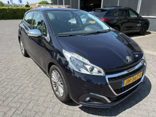 Peugeot 208 1.2 PureTech Allure 110pk/82kW Automaat | Leder  | Camera | Navi | Carplay / Android | S