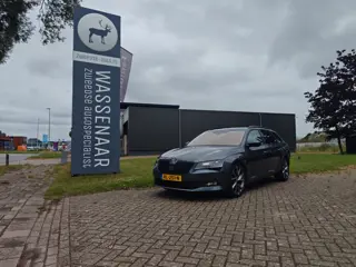 Škoda Superb Combi 1.4 TSI Sportline Business | Rijklaarprijs | Trekhaak | Pano |