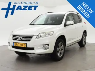 Toyota RAV4 2.0 VVTi 4WD DYNAMIC + 2000 KG TREKHAAK | CAMERA | NAVIGATIE