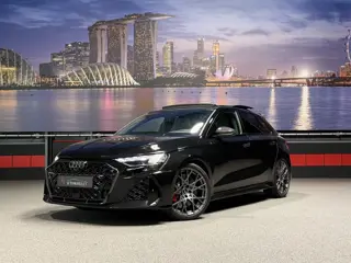 Audi RS3 Sportback 2.5 TFSI RS 3 quattro Kuipstoelen|Sonos|Panorama|Camera