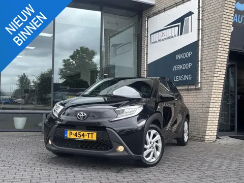 Toyota Aygo X FIRST*ACC*CAMERA*ECC*CARPLAY*5-DEURS*NAP*LM-VELGEN