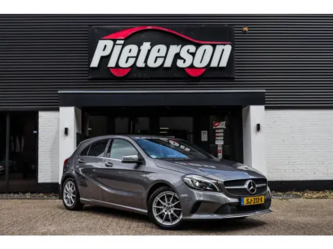 Mercedes-Benz A-klasse 180 Prestige FACELIFT XENON LEDER