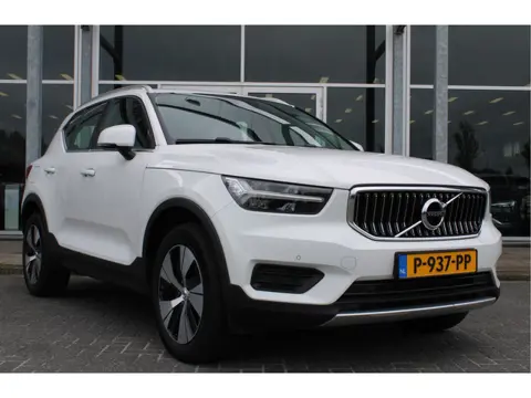 Volvo XC40 T4 211PK Automaat Recharge Inscription Expression | Org. NL | Camera | AppleCarplay | PDC