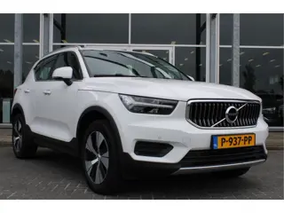 Volvo XC40 T4 211PK Automaat Recharge Inscription Expression | Org. NL | Camera | AppleCarplay | PDC
