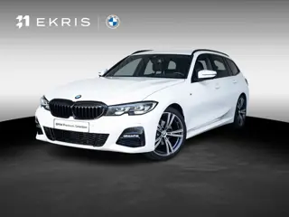 BMW 3 Serie Touring 320i | M Sportpakket | 19 inch | Comfort Access | Sportstoelen | Driving Assista