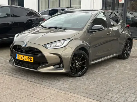 Toyota Yaris 1.5 Hybrid Executive, Apple Carplay/Android,Navigatie,Stoelverwarming,Stuurverwarming