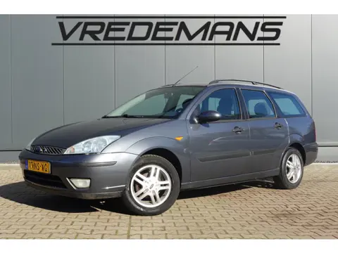 Ford Focus Wagon 1.6-16V Trend
