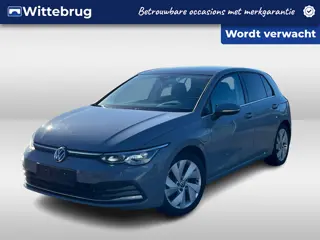 Volkswagen Golf 1.4 eHybrid Style / Panorama dak / Trekhaak / IQ-Led / 18'' LMV
