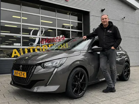 Peugeot 208 1.2 PureTech Pack - Navigatie / Apple CarPlay I Airco I LED I PDC I Sport velgen I Deale