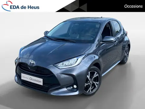 Toyota Yaris 1.5 Hybrid 115 automaat Comfort NIEUW | Digitaal cockpit | Full LED koplampen | 16" lm 
