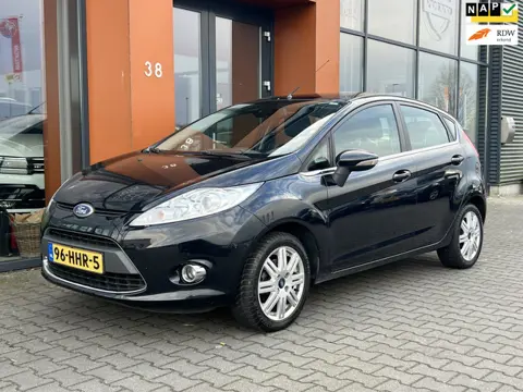 Ford Fiesta 1.6|Airconditioning|Trekhaak|BT|Isofix|Cruise|PDC