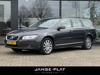 Volvo V70 1.6 T4 AUT Limited Edition Leder | Trekhaak | Xenon |