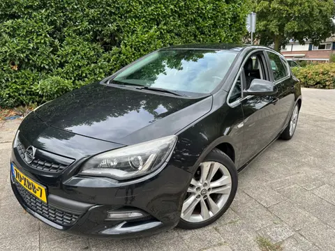 Opel Astra AUTOMAAT MET NAVIGATIE, KOELE AIRCO & APK TOT 03-05-2027!