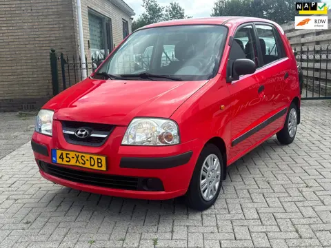 Hyundai Atos 1.1i Active Young | lage km | airco ijskoud | nieuwe apk | boekjes aanwezig !