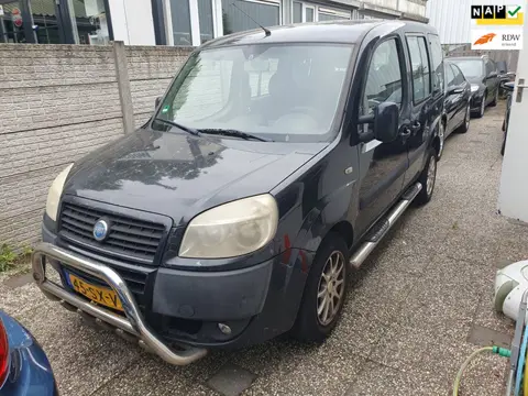 Fiat Doblò 1.4 Dynamic Inruil mogelijk 7 persoons uitvoering