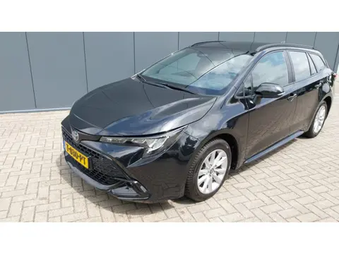 Toyota Corolla Touring Sports Hybrid 140 Active