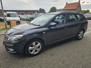 Kia Cee'd Sporty Wagon 1.4 CVVT X-ecutive