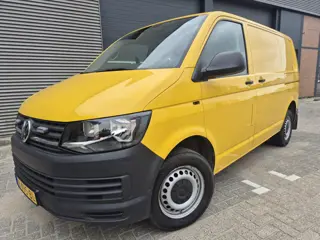 Volkswagen Transporter 2.0 TDI 150pk 2x schuifdeur 2500kg trekhaak airco cruise L1H1 Comfortline