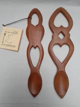 Welsh wooden lovespoon - David Court - set of 2