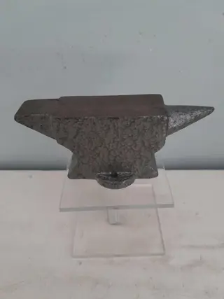 Vintage juweliers aambeeld - miniatuur - horlogemaker gereedschap