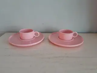 Vintage Ikea - Gustaf Westman - Vinterfint - roze - kop en schotel - espresso - set van 2
