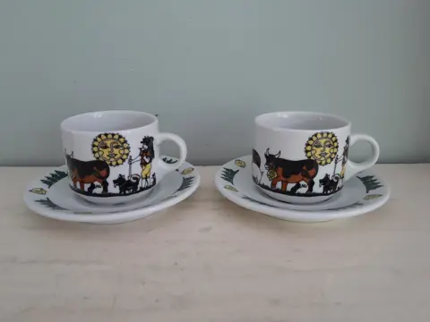 Lobia Langenthal Vintage Zwitserse porseleinen kop en schotel 'Life in the Alps' - set van 2