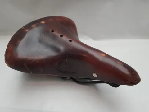 Vintage Lepper Concorde zadel - fietszadel leer - Nederlands