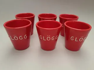 Rode Glögg bekers - set van 6 - Zweden

6.5x7cm

In goede staat

box46a