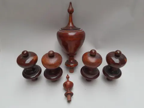 set of 6 antique turned wooden furniture ornaments - finial