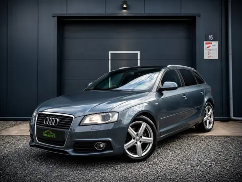 Audi A3 Sportback 1.8 TFSI 3x S-lLINE Vol optie Pano Leer 3X S-LINE Automaat
