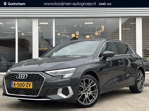 Audi A3 Sportback 30 TFSI Business edition | Digitale teller | Achteruitrijcamera