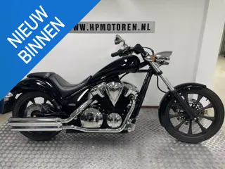 Honda VT 1300 CX FURY CUSTOM BOVAGGARANTIE 7572 KM !!!