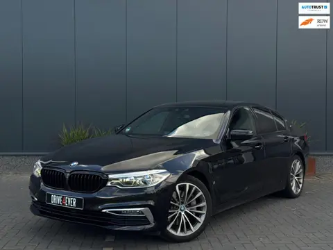 BMW 5-serie 530e iPerformance High Executive NAVI|LEDER|LED|CAMERA|SPORTVELGEN