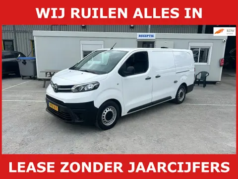 Toyota PROACE Worker 2.0 D-4D long kast inrichting